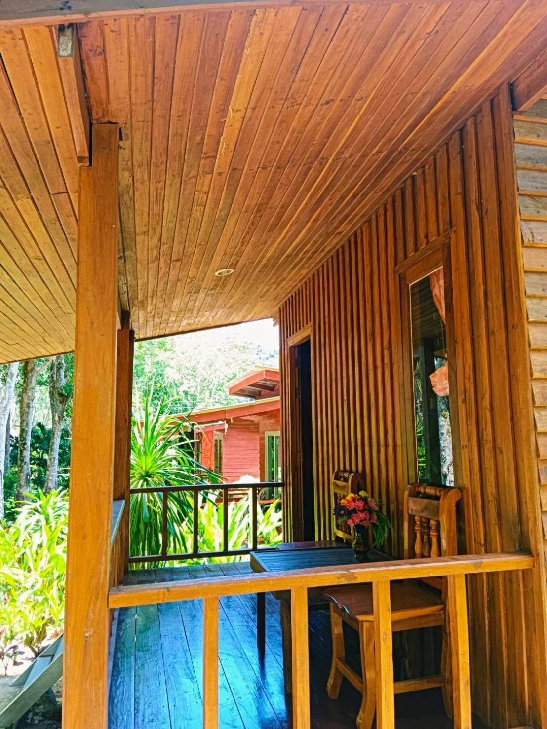 Lanta Maikeaw Bungalow Koh Lanta Exterior photo